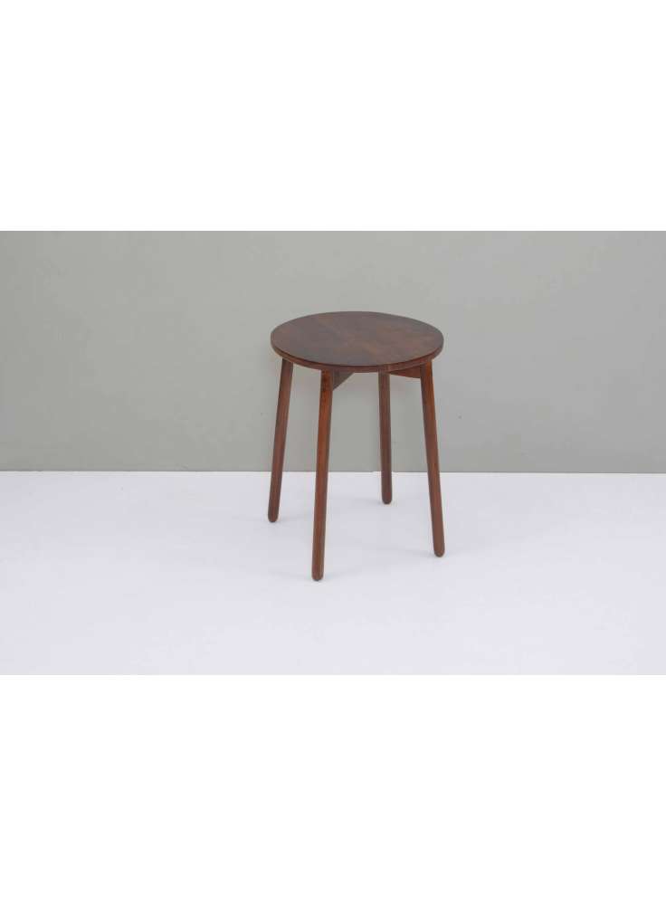WALNUT SOLID STOOL